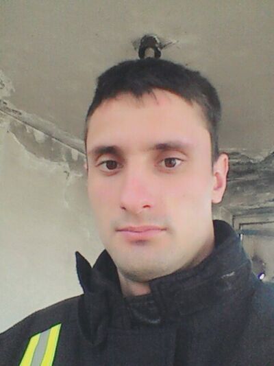  ,   Cristian, 32 ,   
