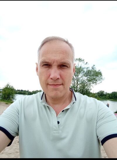  ,   Sergio, 48 ,   ,   