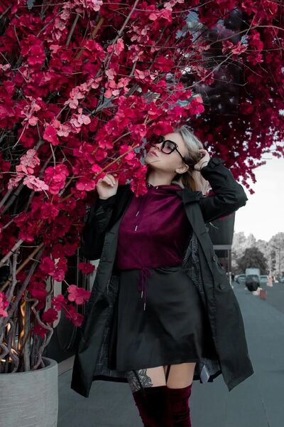  -,   Nareiko Lena, 32 ,   ,   