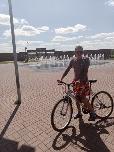  ,   Pavel, 38 ,   ,   , c 