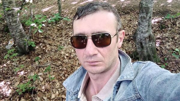  ,   Amil, 44 ,   ,   , c 