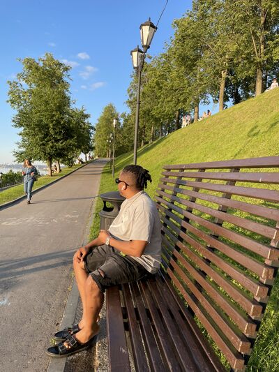  ,   Kelvin, 34 ,   ,   