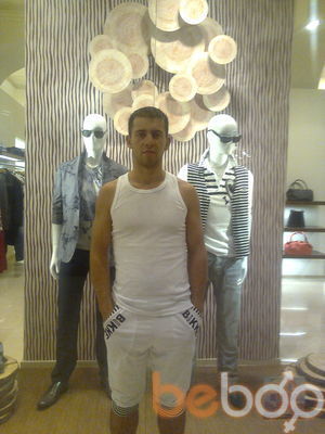  ,   Lion, 36 ,  