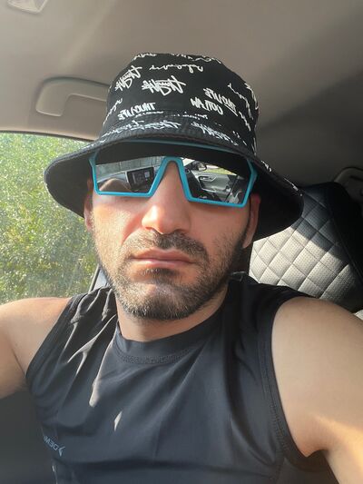  ,   Garri, 34 ,  