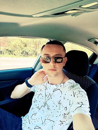   ,   Aleksandar, 31 ,   ,   