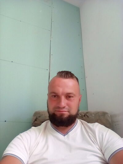  Swiebodzice,   , 38 ,   