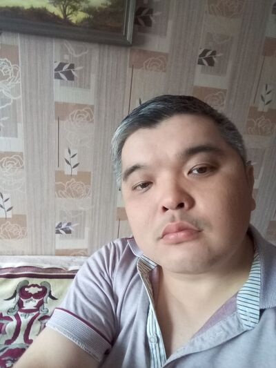  ,   Baurzhan, 44 ,   ,   , c 