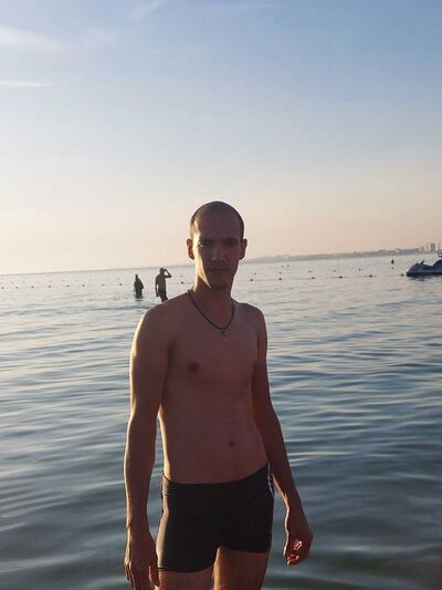  ,   Vadim, 35 ,   ,   , c , 