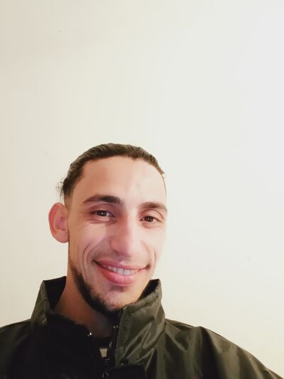  ,   Mostapha, 28 ,   ,   