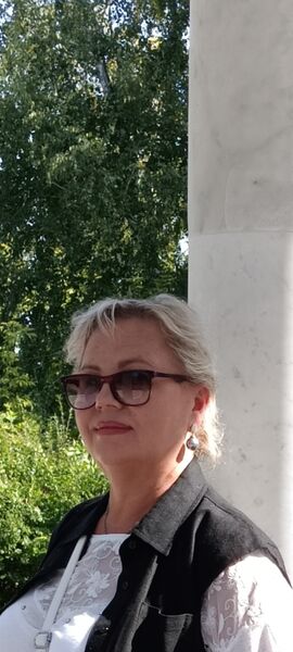  ,   Lara, 58 ,     
