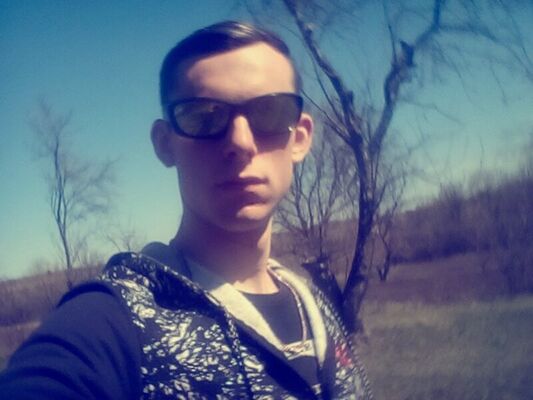  ,   Nik, 39 ,  