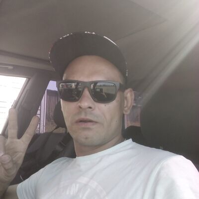 ,   Dzon, 42 ,   ,   , c 
