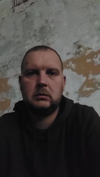  ,   Ingus, 32 ,   ,   