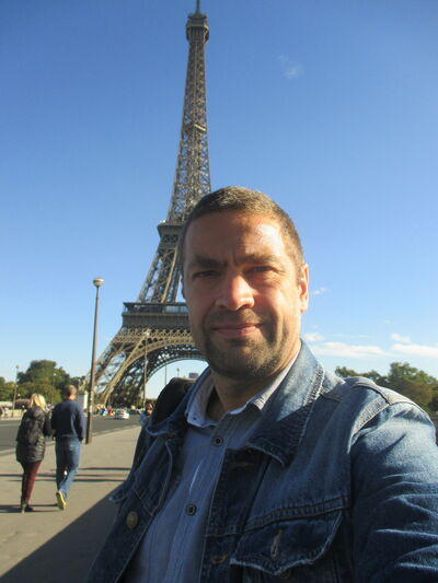  -,   Dan, 52 ,   c 