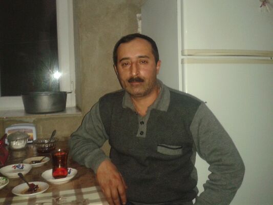  ,   Elsen, 52 ,  