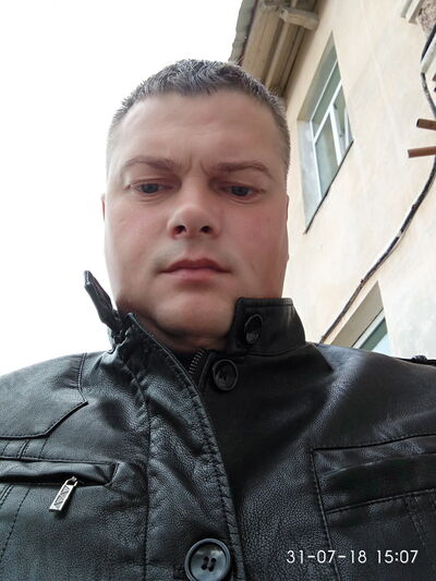  -,   Pavel, 40 ,   