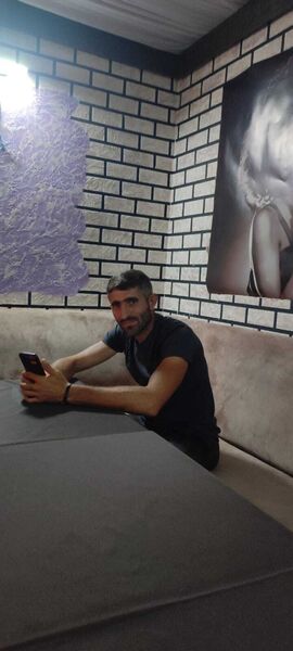  ,   Suren, 39 ,   ,   