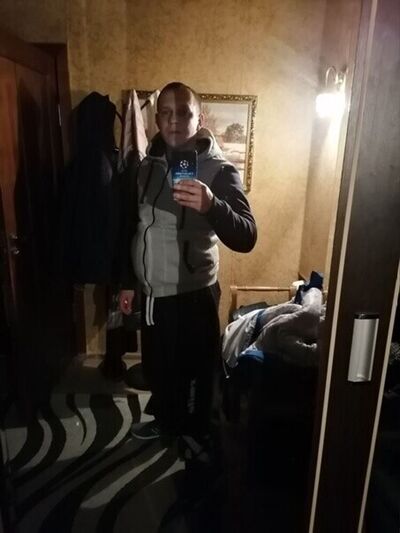  ,   Ilya, 39 ,   c 