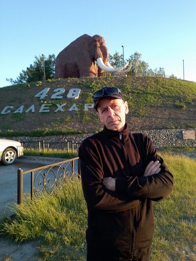  ,   Sergey, 54 ,   c 