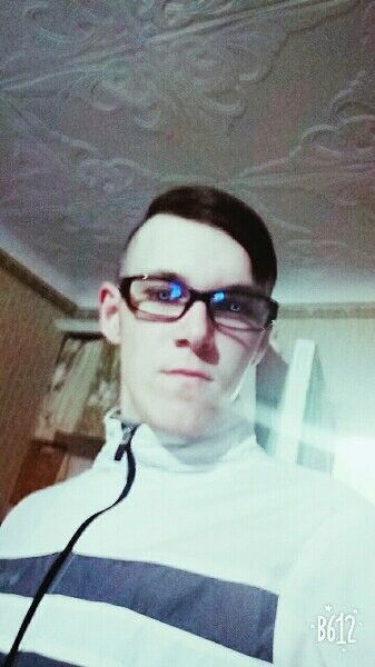  --,   Maksim, 28 ,   