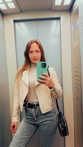  ,   Elena, 37 ,   ,   