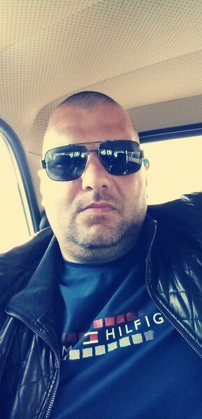  --,   , 43 ,     , c 