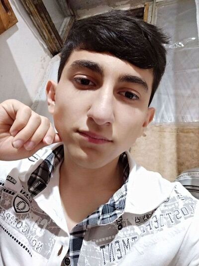  ,   Levon, 22 ,   ,   , c , 