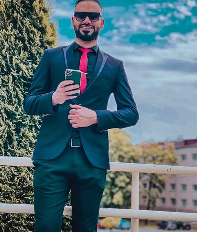  ,   Zaid, 33 ,   ,   