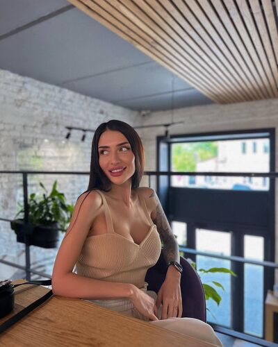  ,   Viktoriya, 30 ,  