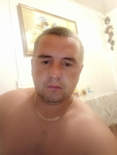  -,   Denis, 40 ,   ,   