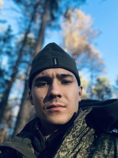  ,   Maksim, 25 ,   ,   