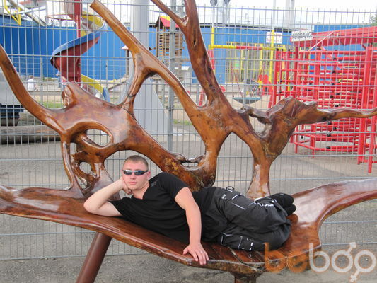  ,   Roman, 32 ,   