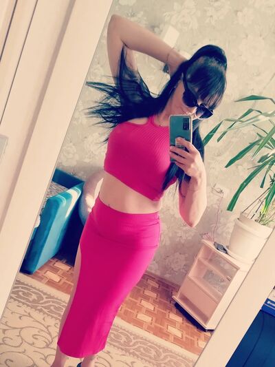  ,   Lana, 40 ,   ,   , c , 