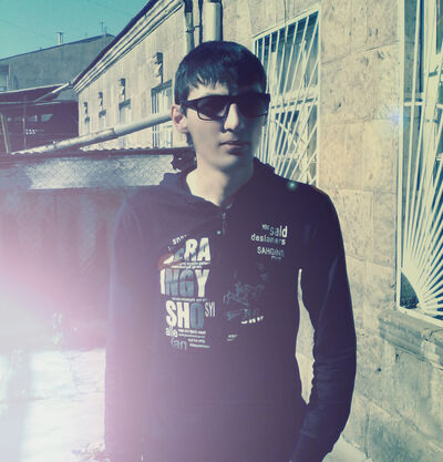  ,   DAVO SEXS, 32 ,   