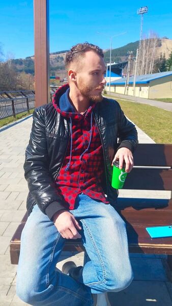  -,   , 32 ,     , c 