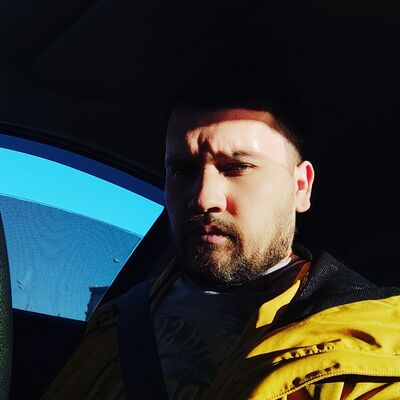  ,   Adam, 31 ,   ,   