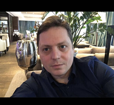  ,   Maks, 42 ,   ,   