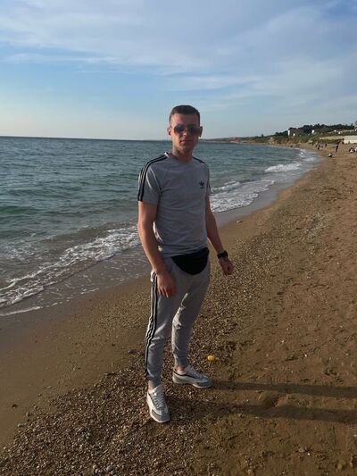  ,   Igor, 26 ,   ,   