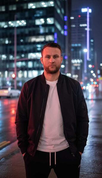  -,   Farhad, 38 ,   ,   , c , 