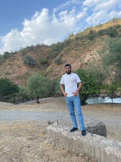  ,   Komron, 26 ,   ,   , c 