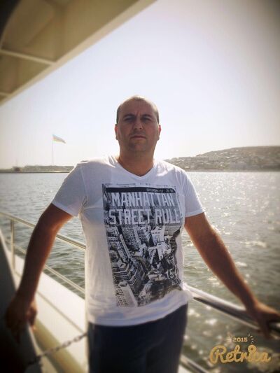  ,   Valeh, 42 ,   ,   