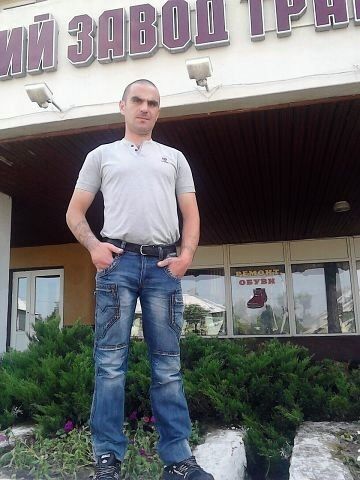  ,   Dmitriy, 42 ,   