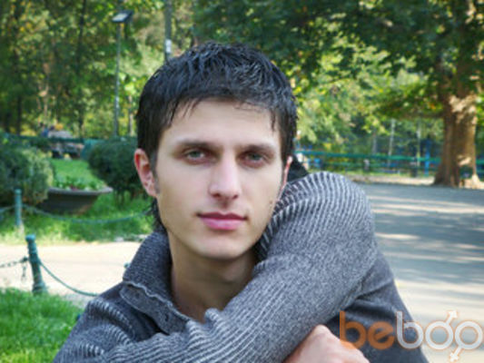  ,   Max, 33 ,   
