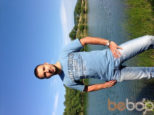  ,   Alex, 44 ,   