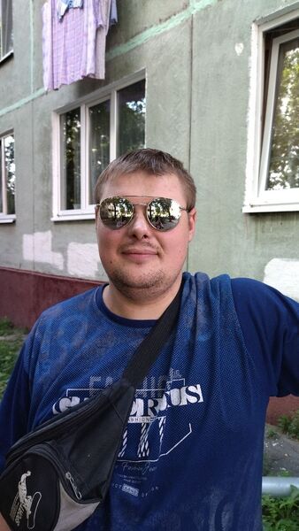  Lambeth,   , 32 ,   ,   