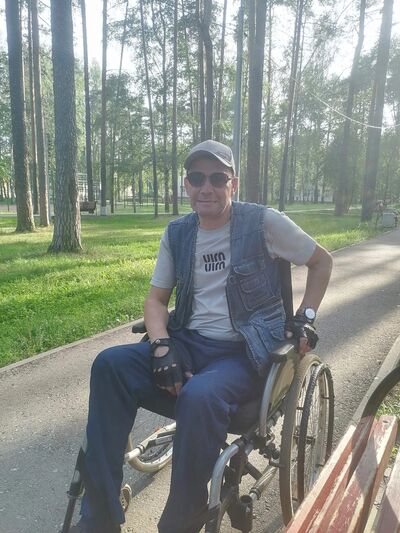 ,   Dmitrij, 58 ,   c 