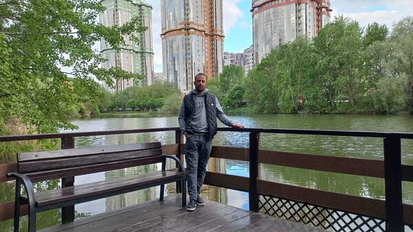  ,   Edik, 37 ,   ,   