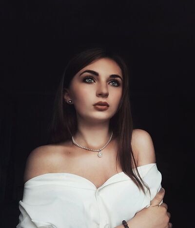  -,   Katia, 24 ,   ,   , c 