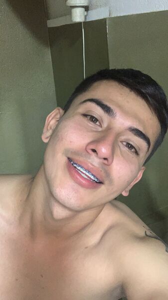  Bogota,   Jhon, 24 ,   ,   