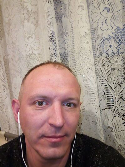  ,   Artem, 39 ,   ,   